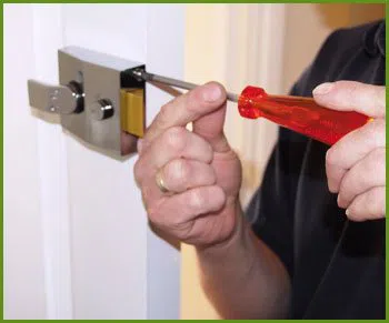 Neighborhood Locksmith Services Inglewood, CA 310-975-3197 - 10-lock-smiths